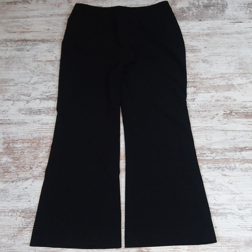 Chic Solid Black Pocket Pants - image 6